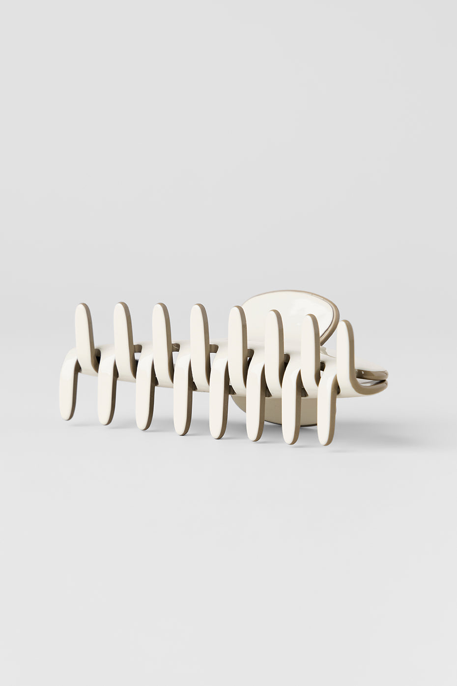 Outline Claw Clip - Bone/Light Cocoa