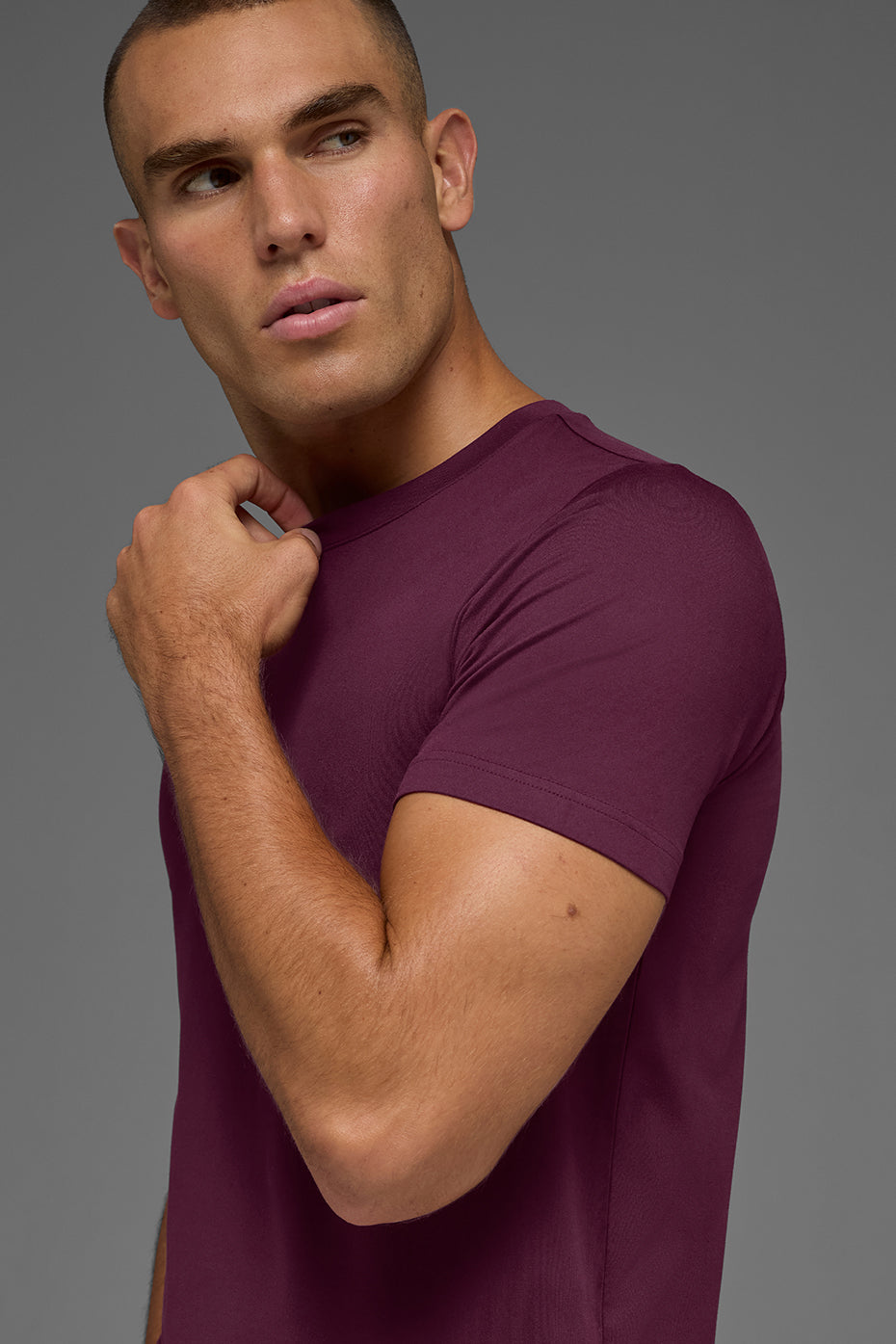 Conquer Reform Crewneck Short Sleeve - Burgundy
