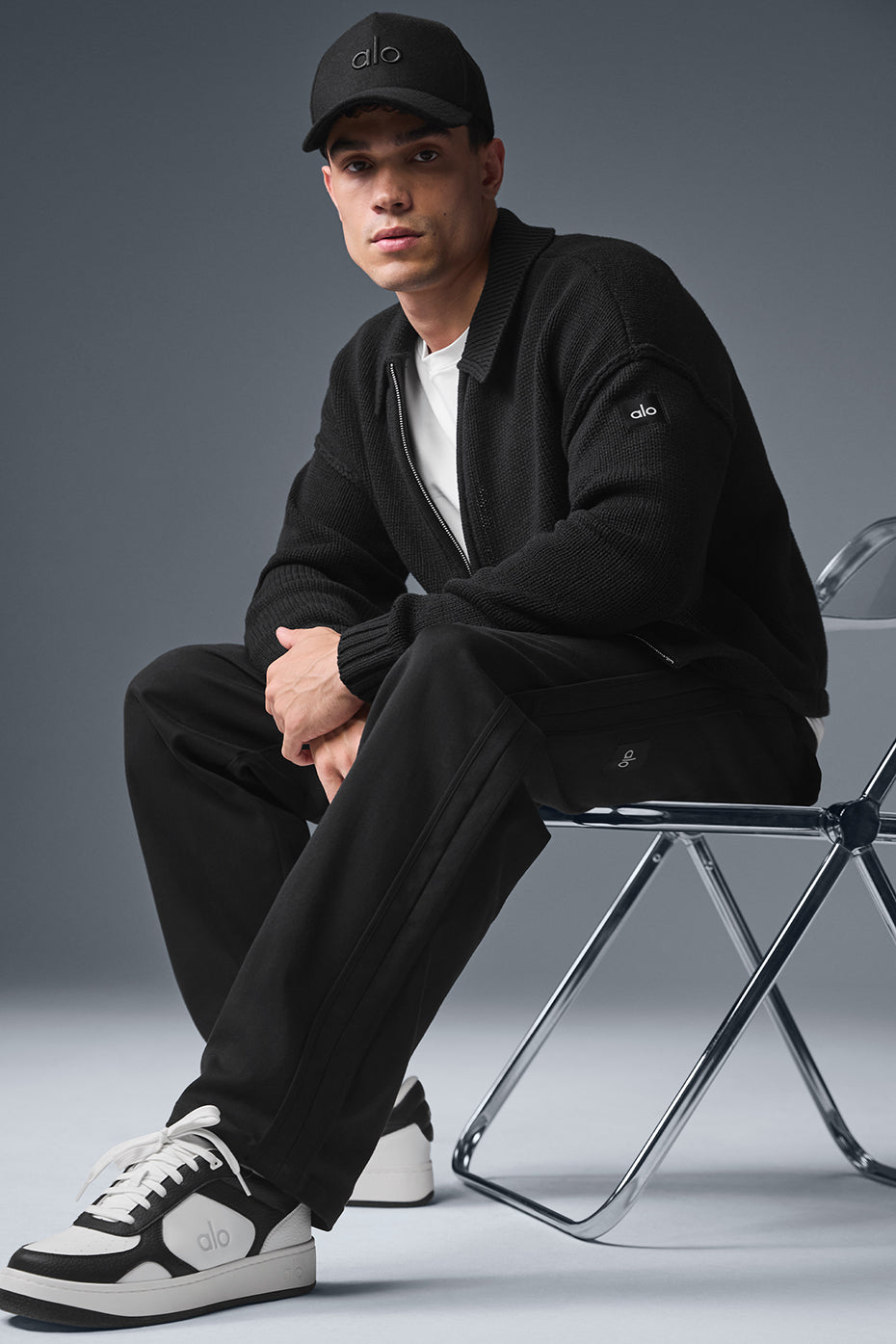 Heritage Full Zip Sweater - Black