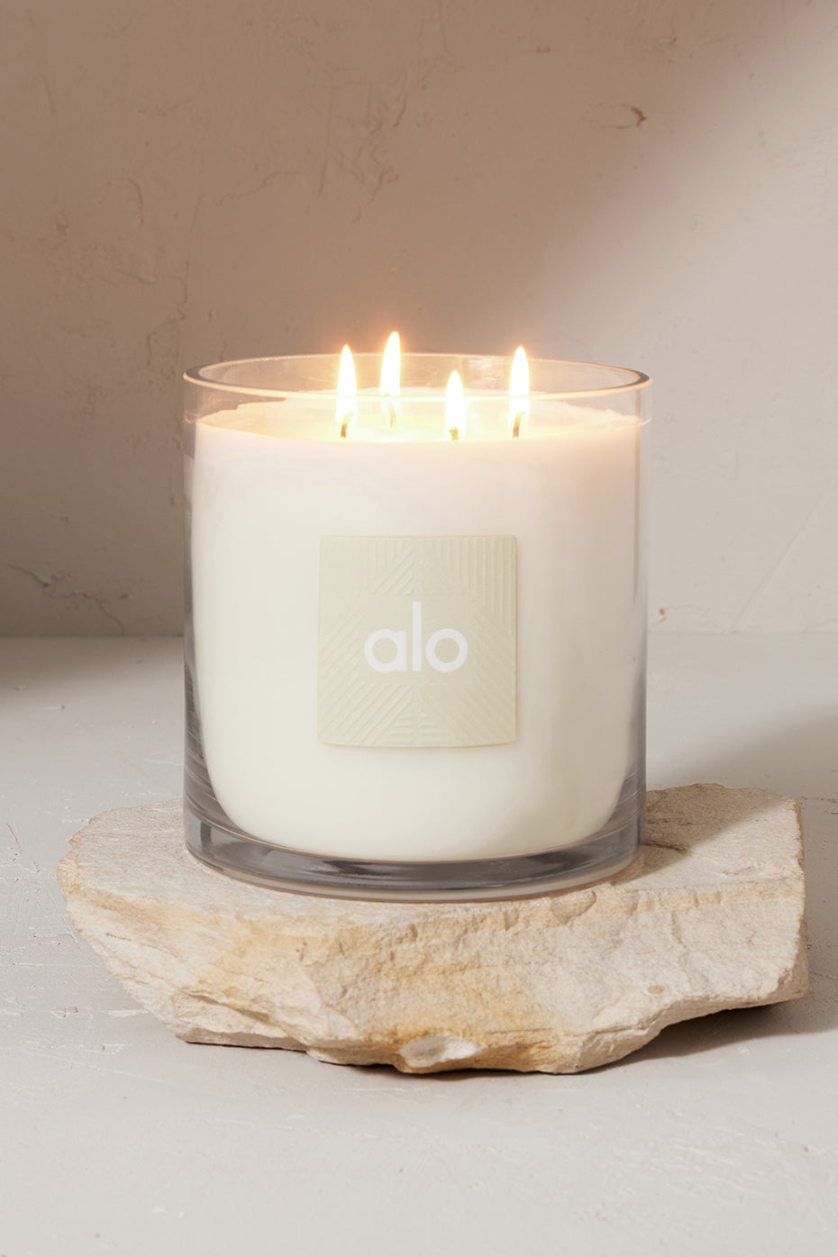 ALO Holiday Candle - 60 oz