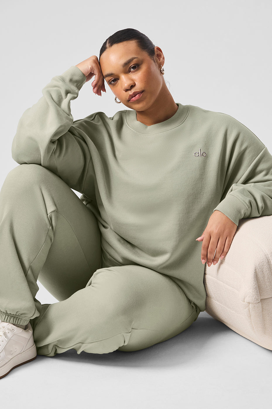 Accolade Sweatpant - Limestone