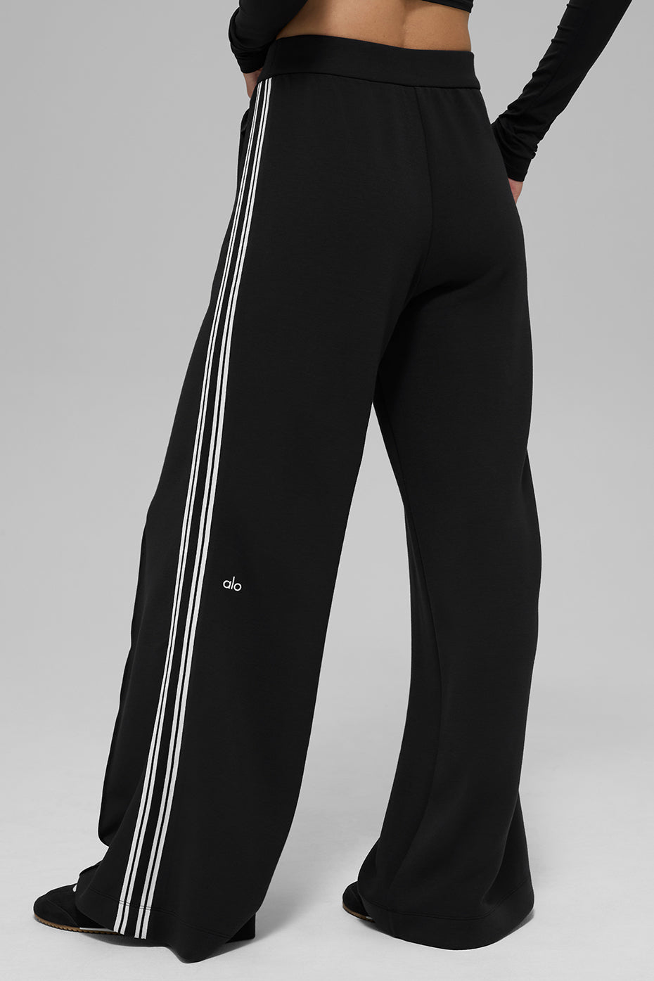 Track Star Wide Leg Pant (Regular) - Black