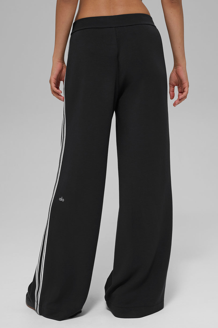 Track Star Wide Leg Pant (Long) - Black