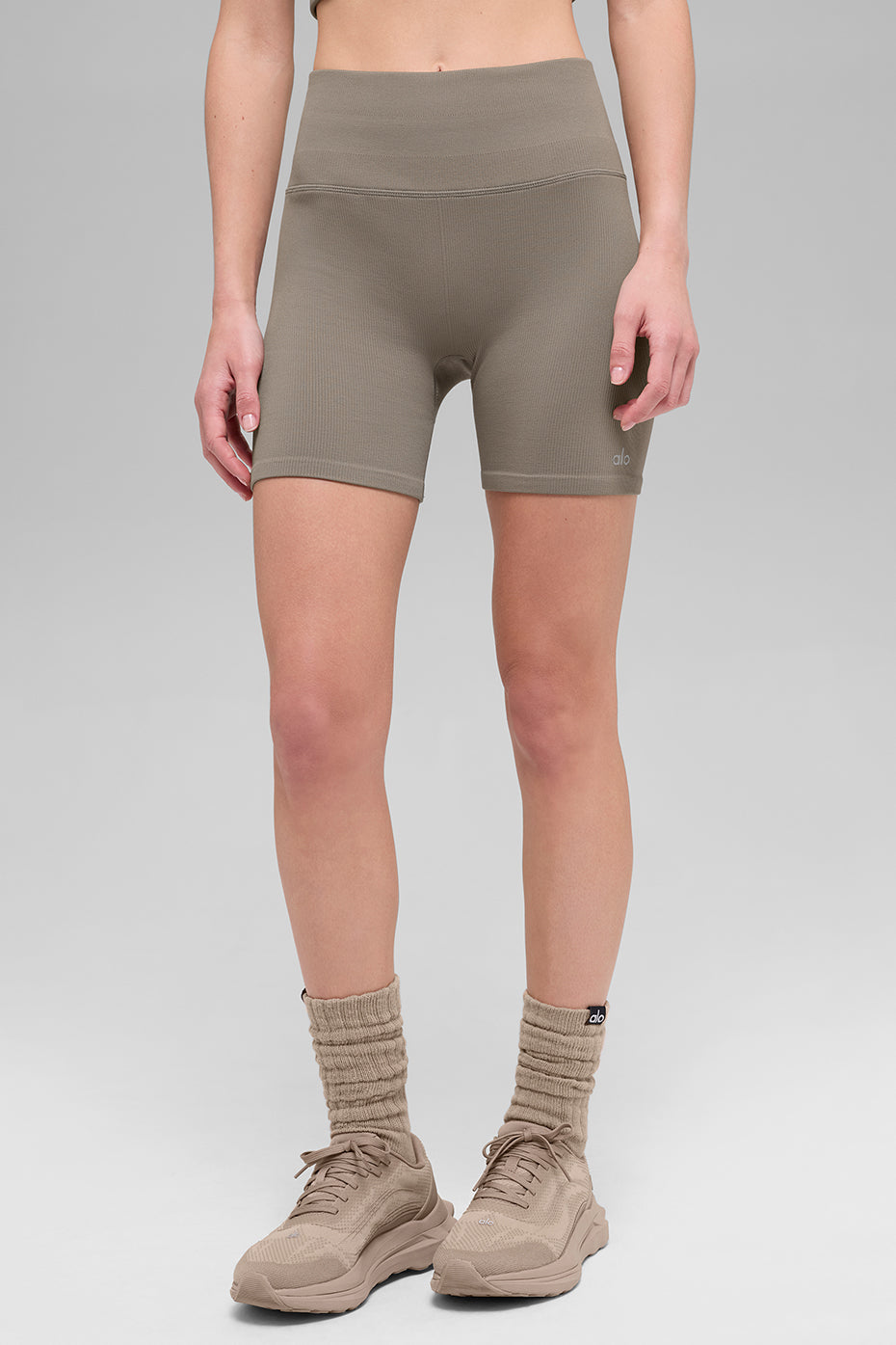 5" Seamless Ribbed Favorite Short - Light Cocoa